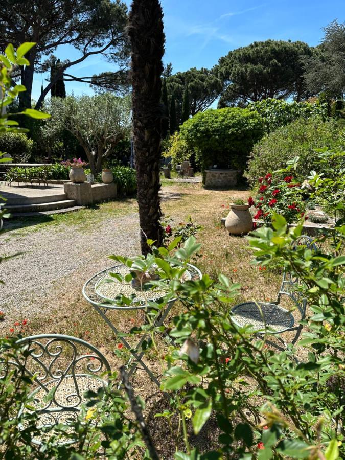 Magnifique Studio Tropezien A 300 M De La Plage Saint-Tropez Exterior foto